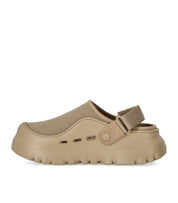 UGG PEAKMOD DARK SAND CLOG