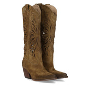 ELENA IACHI BIVES MUD TEXAN BOOT
