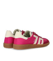 BACK70 GHOST CHERRY MILK CROC SNEAKER