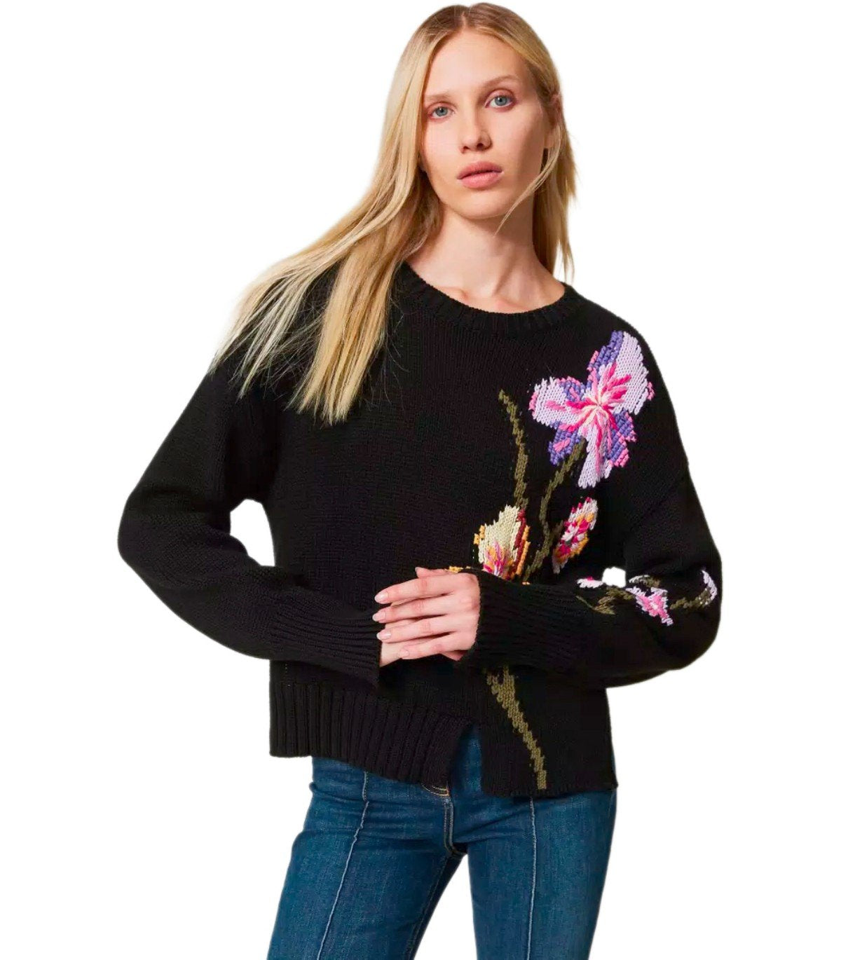 MAGLIONE GIROCOLLO CON RICAMO NERO TWINSET