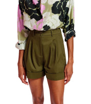 ESSENTIEL ANTWERP FAINT MILITARY GREEN SHORTS