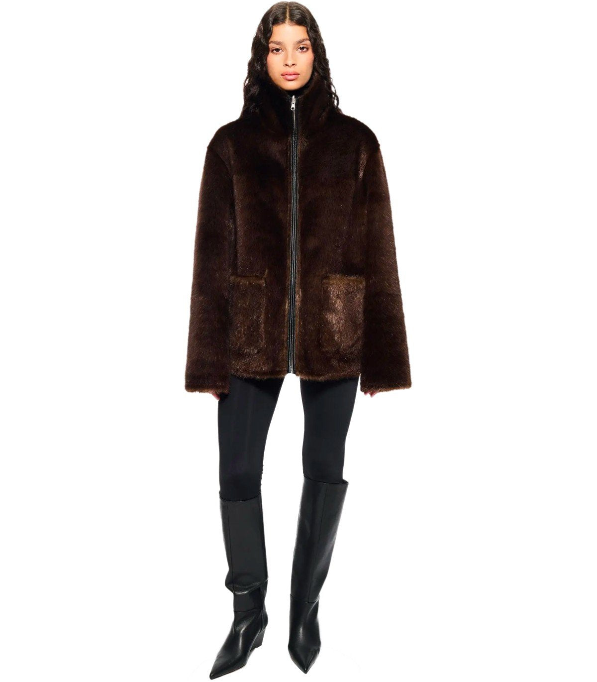 STAND STUDIO BRELLA SCHWARZE WENDBARE JACKE