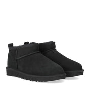 UGG CLASSIC ULTRA MINI BLACK BOOT