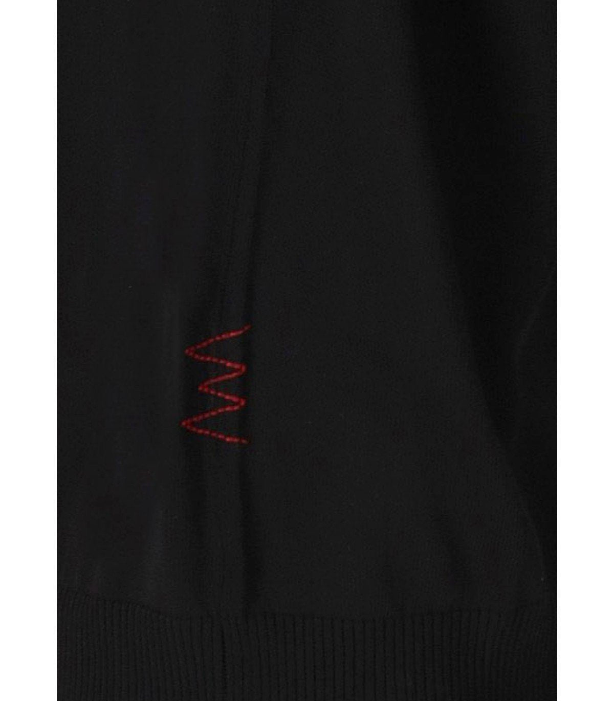 AMARÁNTO BLACK CARDIGAN