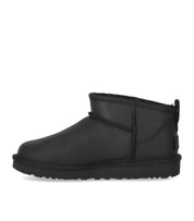 UGG CLASSIC ULTRA MINI LEATHER BLACK BOOT