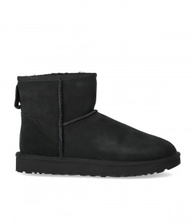 UGG MINI CLASSIC II BLACK BOOT