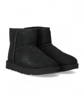 UGG ZWARTE MINI CLASSIC II LAARS