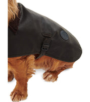 BARBOUR OLIVE GRÜNER HUNDEWACHSMANTEL
