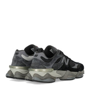 NEW BALANCE 9060 SCHWARZER SNEAKER