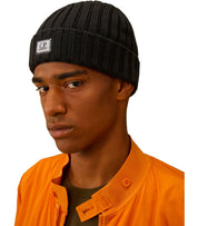 C.P. COMPANY BLACK RIBBED BEANIE