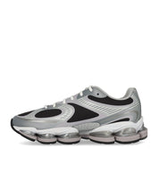 NEW BALANCE ABZORB 2000 BLACK SILVER SNEAKER