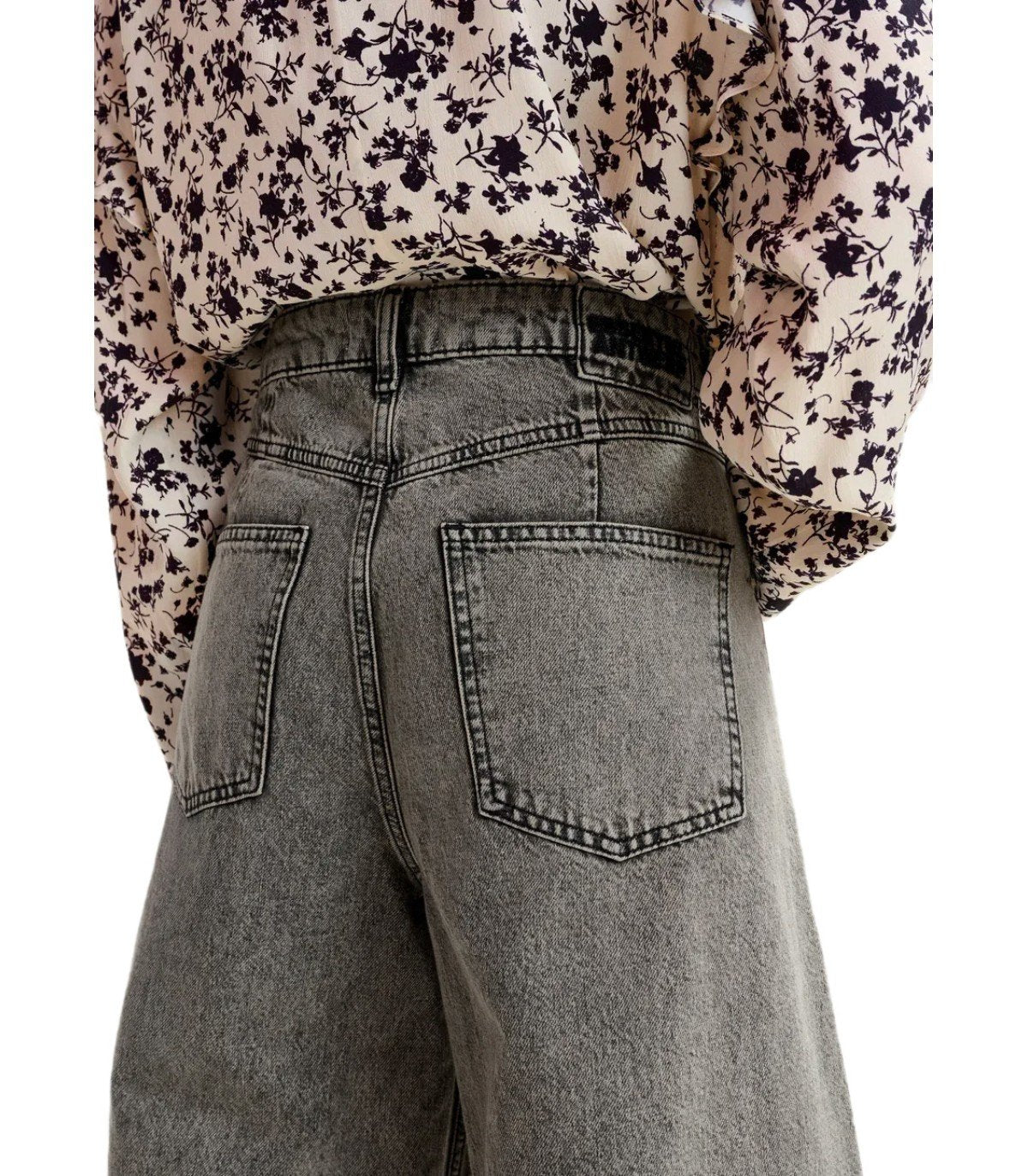 ESSENTIEL ANTWERP IMPRESSIVE GREY BALLOON JEANS