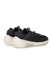 EMPORIO ARMANI TRAVEL ESSENTIAL BLACK SNEAKER