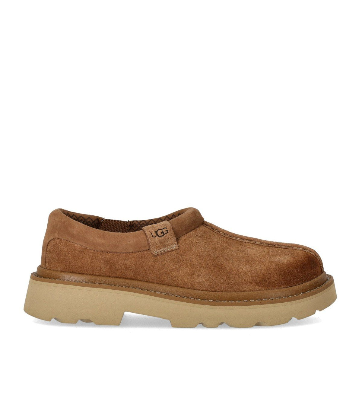 ZAPATO SLIP ON TASMAN LUG CHESTNUT UGG