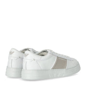 EMPORIO ARMANI WHITE AND BEIGE SNEAKER