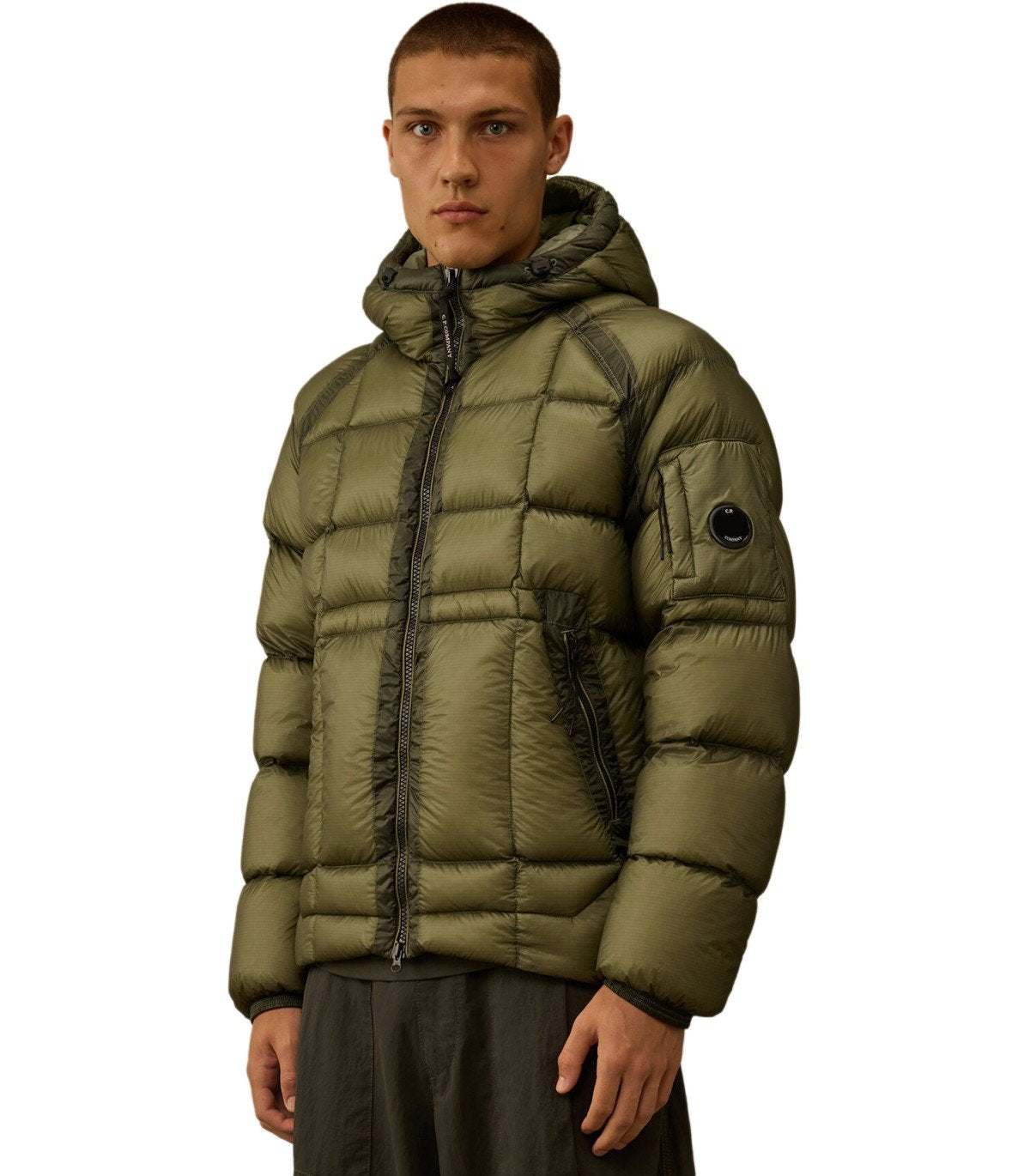 C.P. COMPANY D.D. SHELL CAPERS DAUNENJACKE MIT KAPUZE