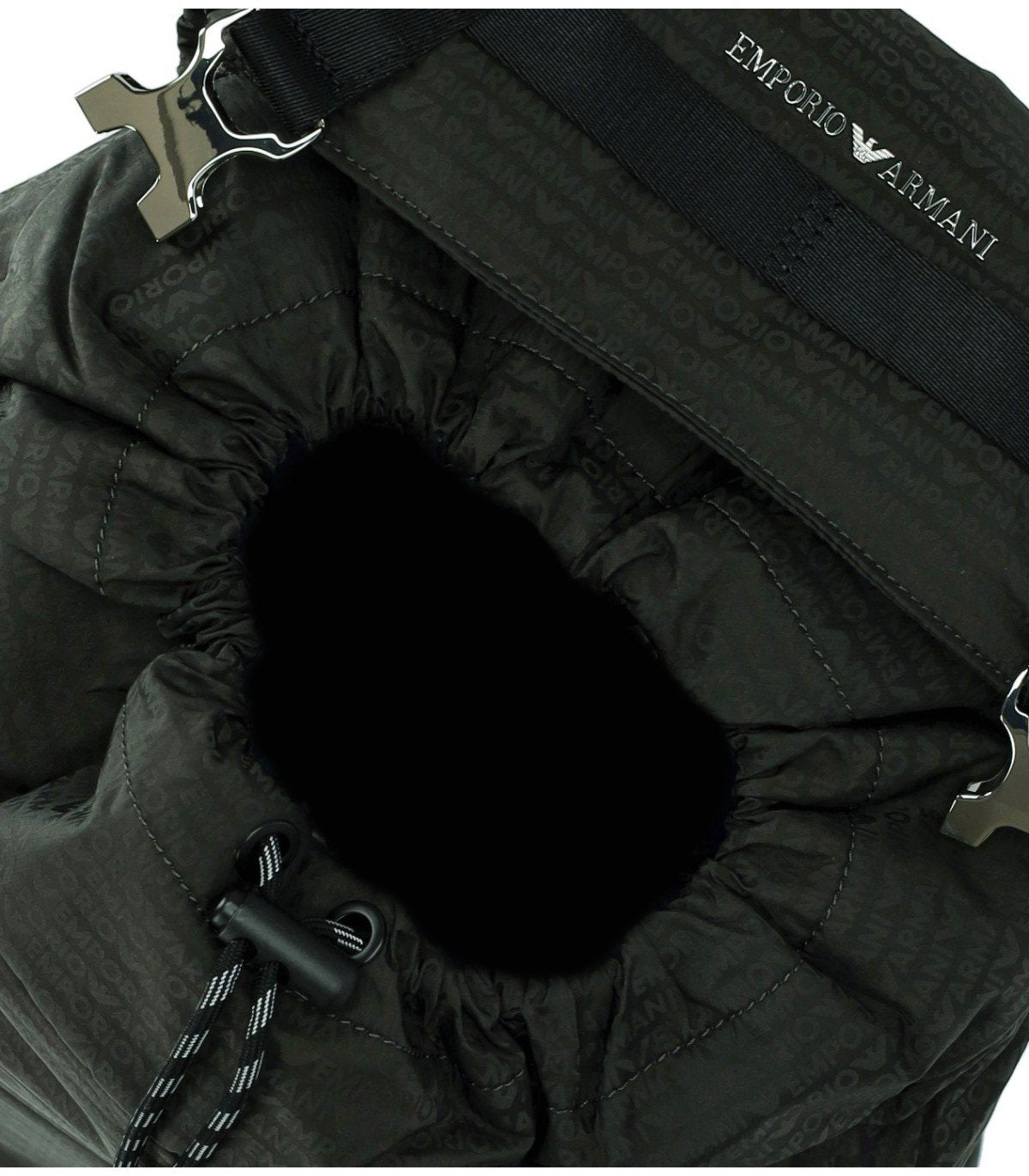 EMPORIO ARMANI MONOGRAM MILITÄRGRÜNER RUCKSACK