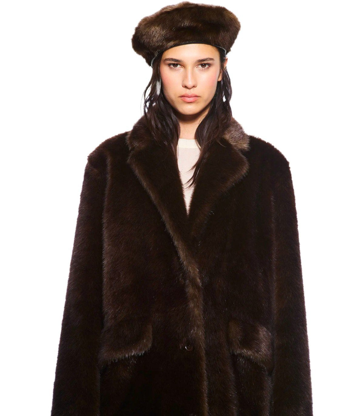 GIACCA EVYN BROWN STAND STUDIO 