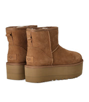 UGG CLASSIC MINI PLATFORM CHESTNUT BOOT