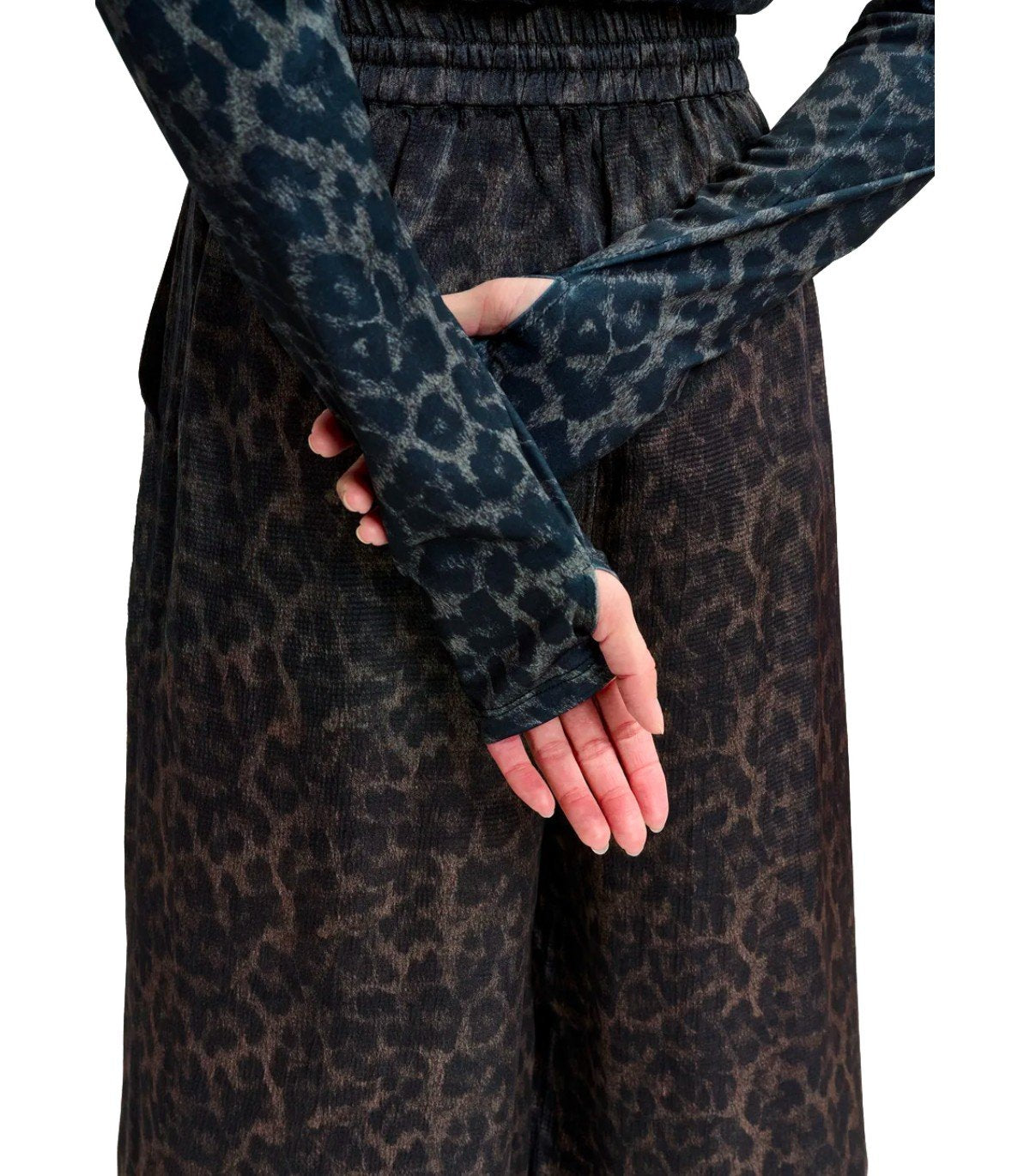 TOP ISPERENZA MARRONE ESSENTIEL ANTWERP