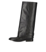 STRATEGIA SCHWARZER-STIEFEL MIT GAMASCHE