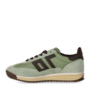 BACK70 JOGGER SALIE GROENE SNEAKER