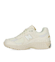 NEW BALANCE ABZORB 2002R OFF WHITE SNEAKER